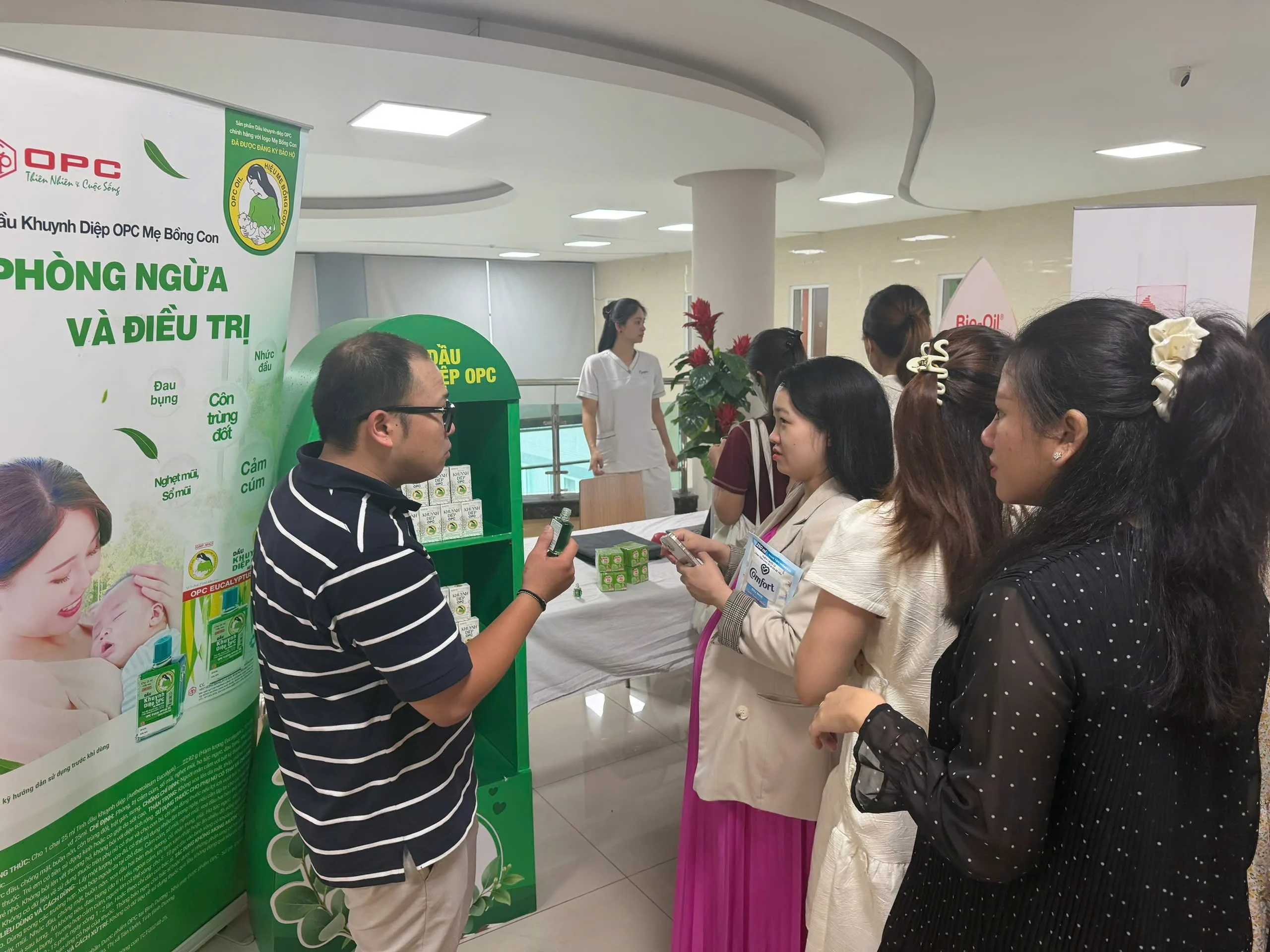Hơn 200 mẹ bầu tham gia lớp học tiền sản tại Bệnh viện Đa khoa Quốc tế Green 2